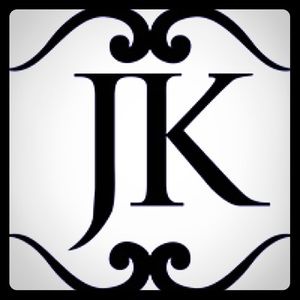 MEET YOUR POSHER —-Jo Kat 🐾